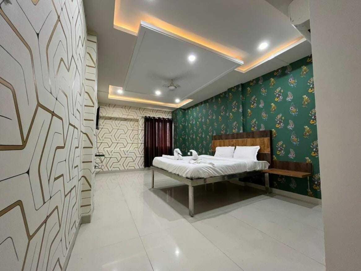 Oyo 88521 Hotel Swagstay Indore Esterno foto
